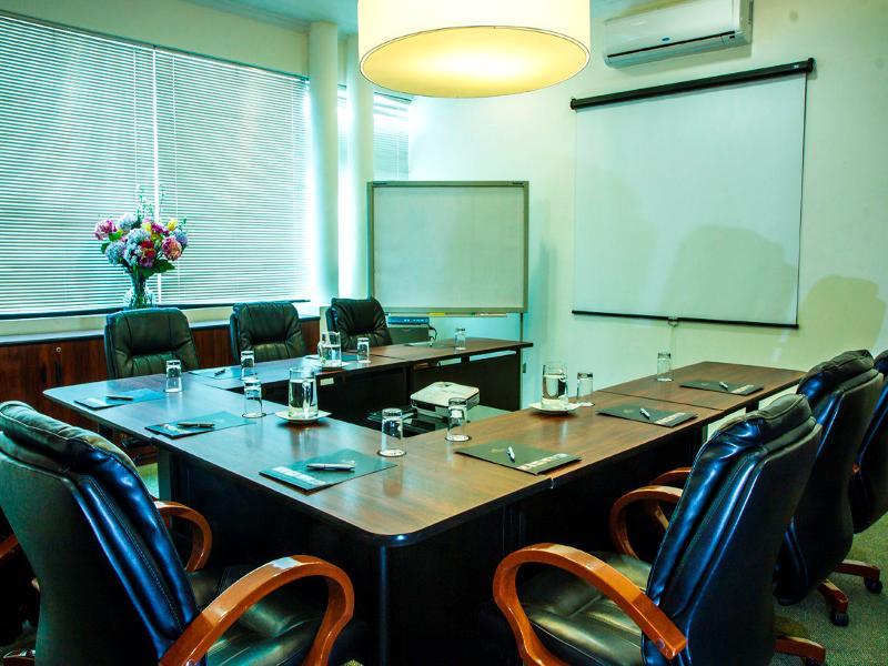 El Polo Apart Hotel & Suites ليما المظهر الخارجي الصورة