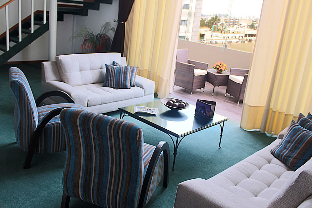 El Polo Apart Hotel & Suites ليما المظهر الخارجي الصورة